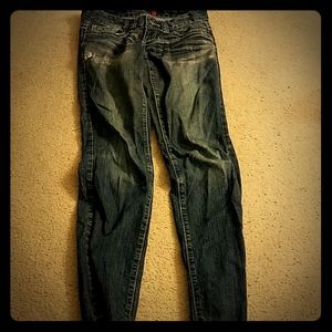 Guess Jean's Daredevil Skinny leg